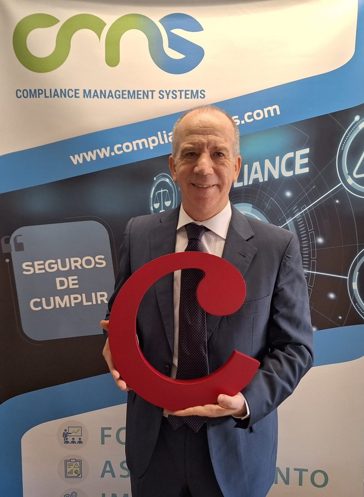 Guillermo, CEO de ComplianceCMS, se une como socio a la Cámara de Comercio de Alicante