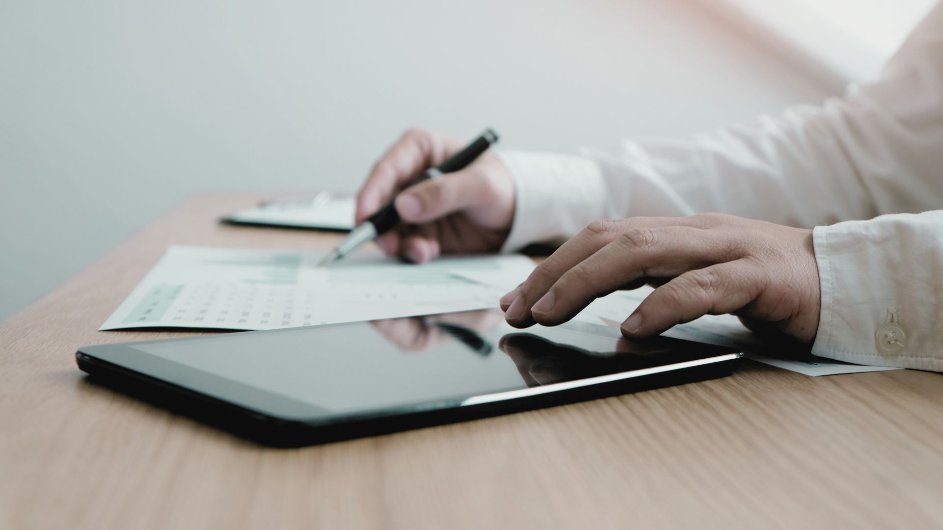 Portada articulo sobre el refuerzo en el sistema interno de informacion de la Comunidad Valenciana